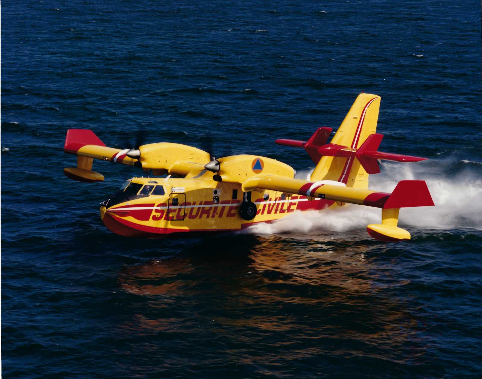 CL-415 amphibious aircraft powered by two Pratt and Whitney Canada PW 123AF engines. Photo Bombardier low