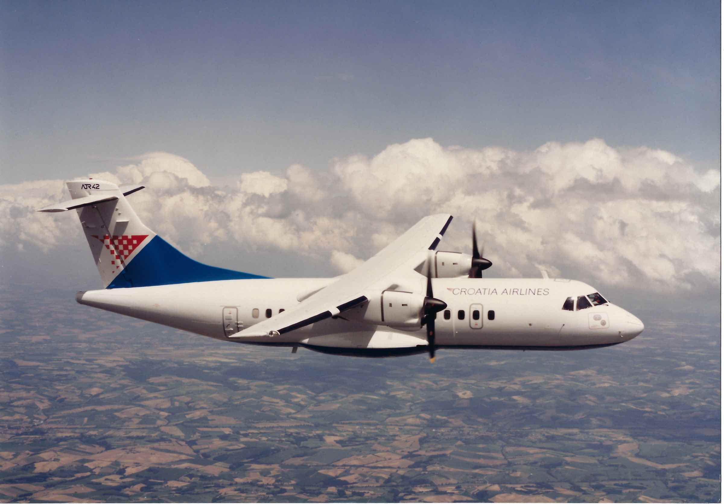 Croatia airlines ATR 42. Photo - ATR low