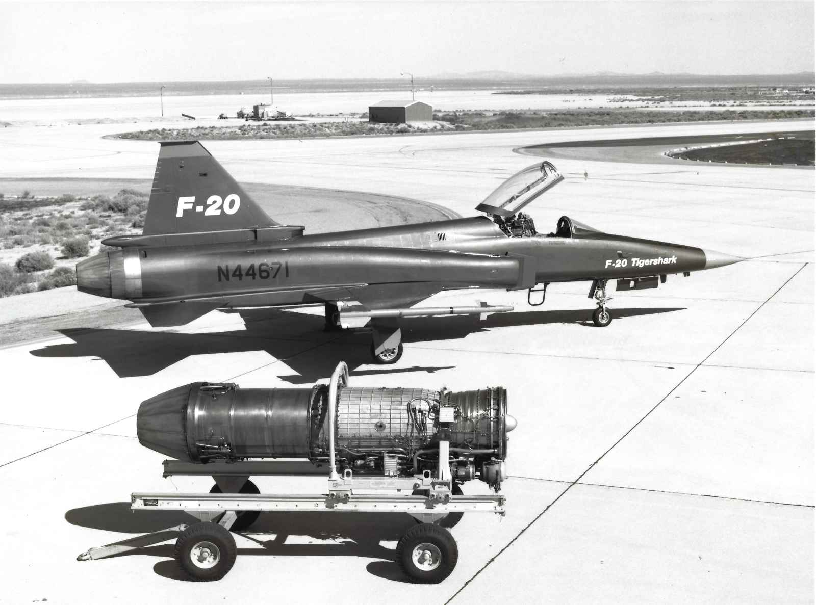 F404 engines from GE powers a number of aircraft, including the F20 Tigershark. Phote GE. 31-08-19865