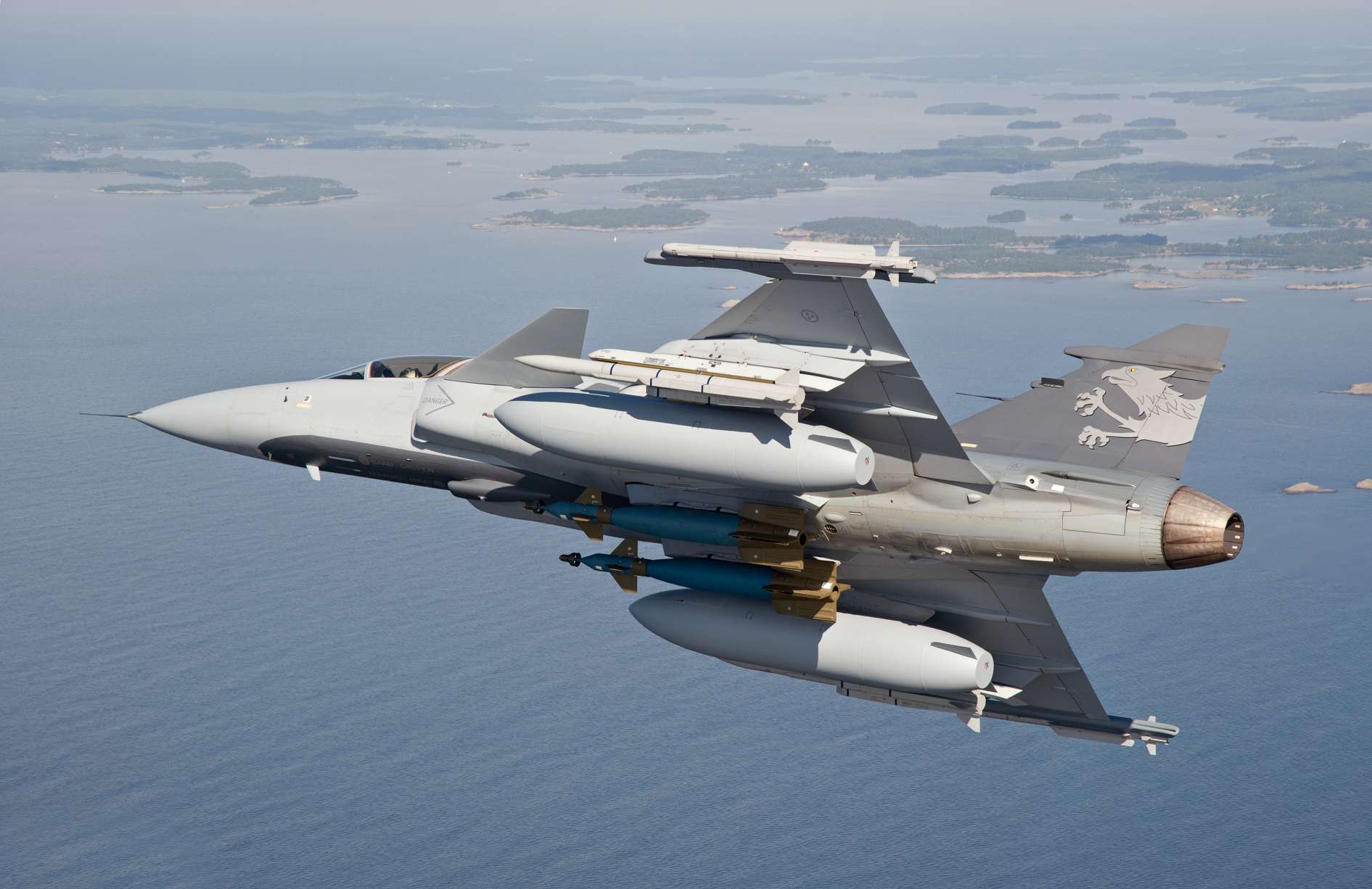 Gripen NG (4) low