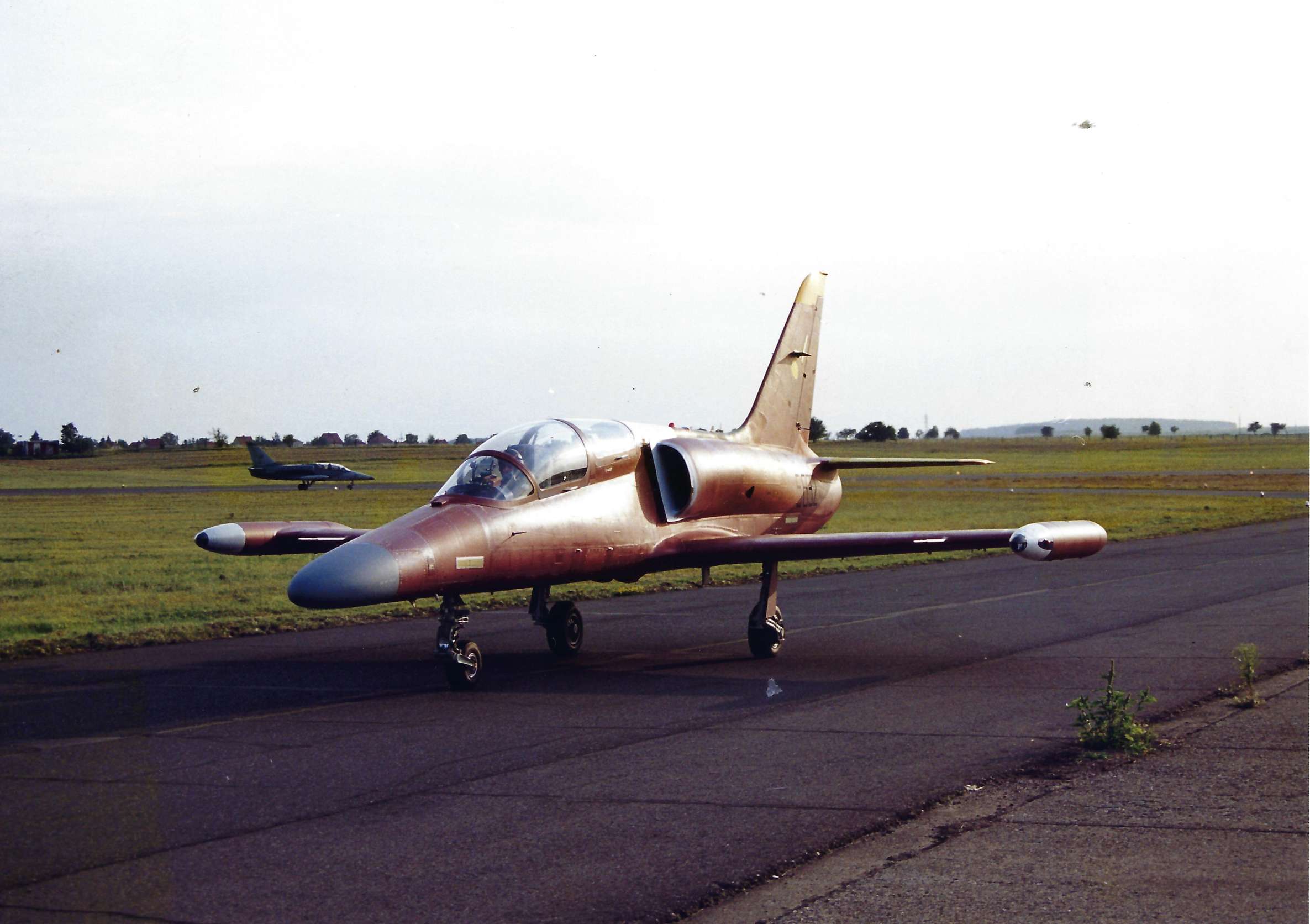 L 159 ALCA single seat multi-role light combat aircraft from Aero Vodochody aircraft of the Chez republic.jpg. 21-08-1998 LOW