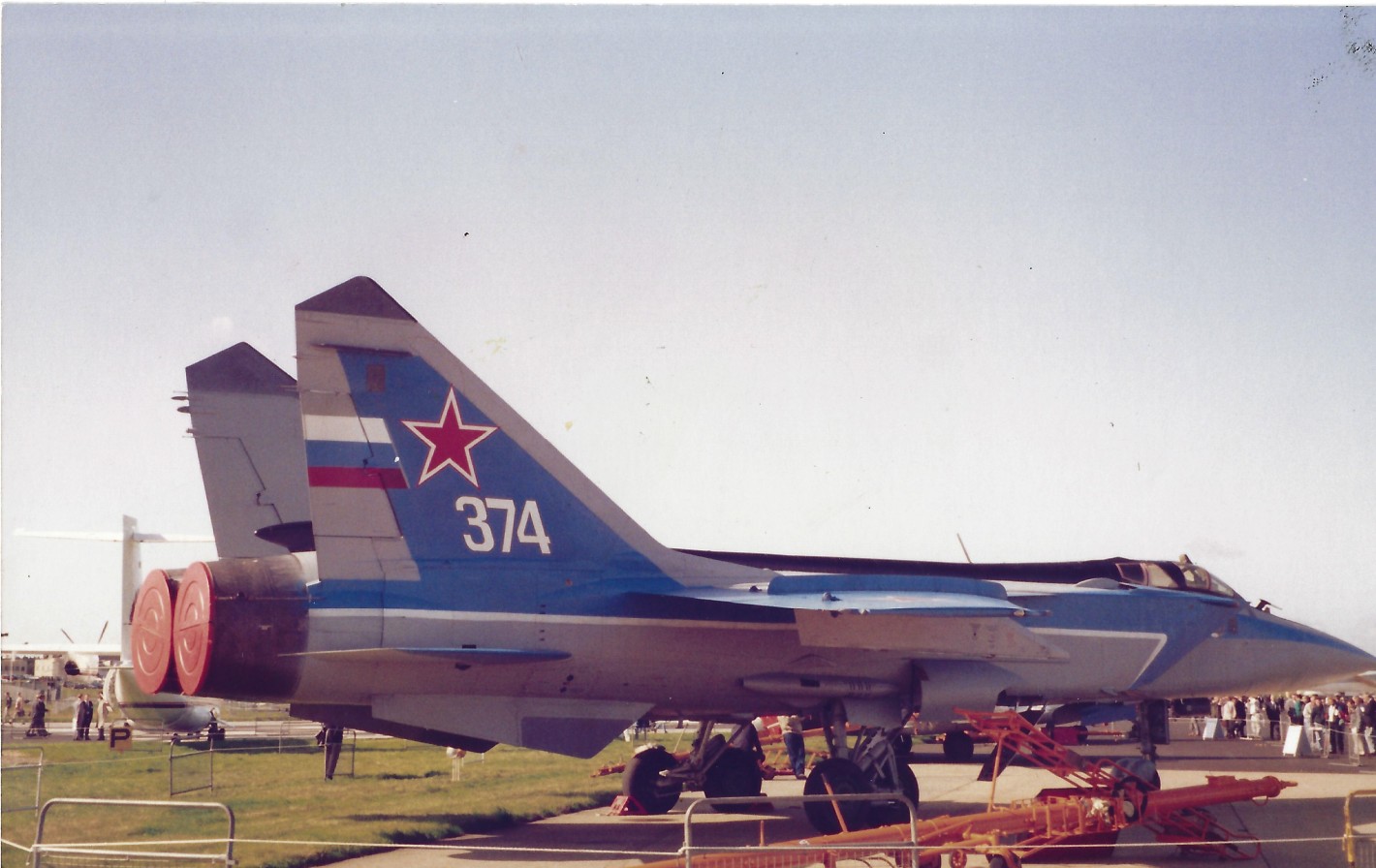 MIKOYAN-GUREVICH MIG-31 FOXHOUND
