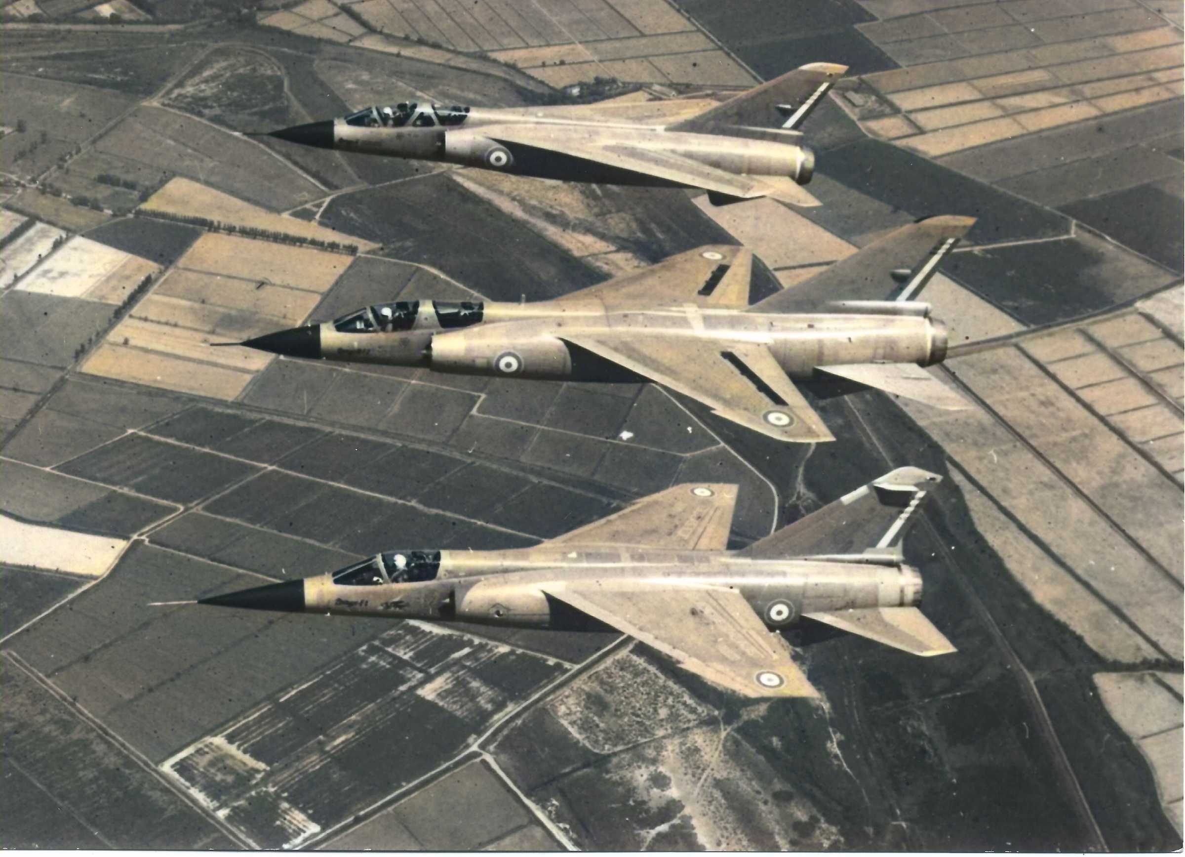 Mirage F1 M 53. Photo. Dassault Berguet Aviation low