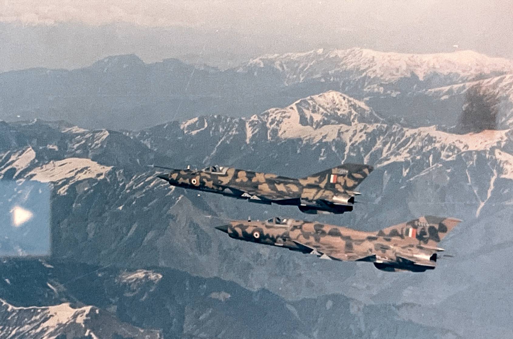 Photo671431121190_inner_297-120-896-134-297-518-896-528 low