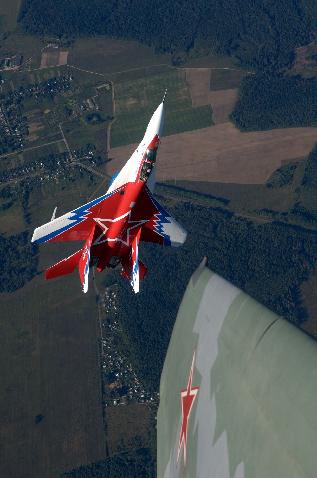 f) 007IFA_050820_0064